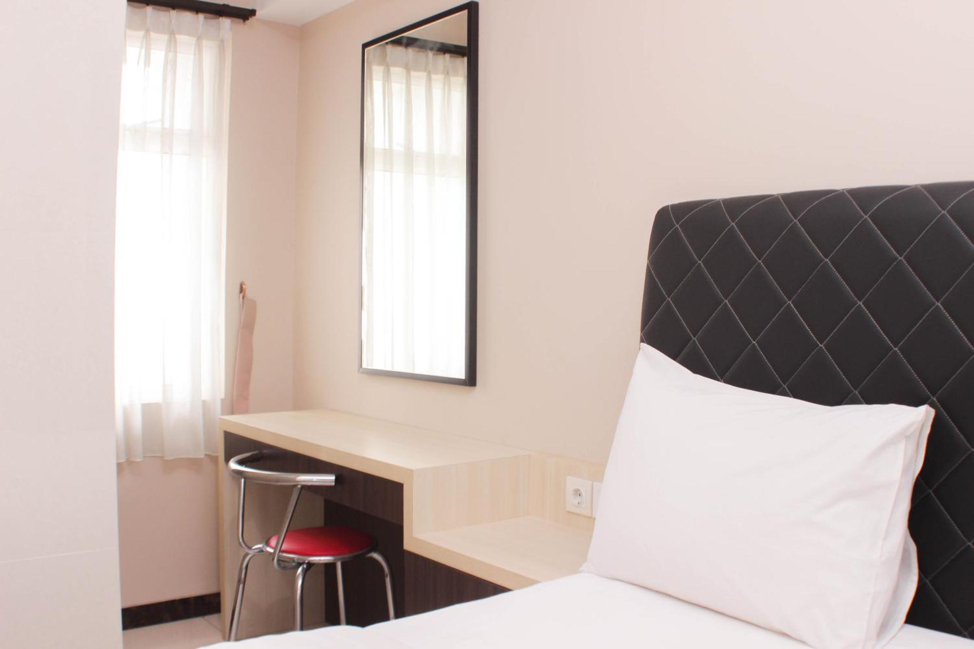 Comfy And Warm 2br At Springlake Summarecon By Travelio *